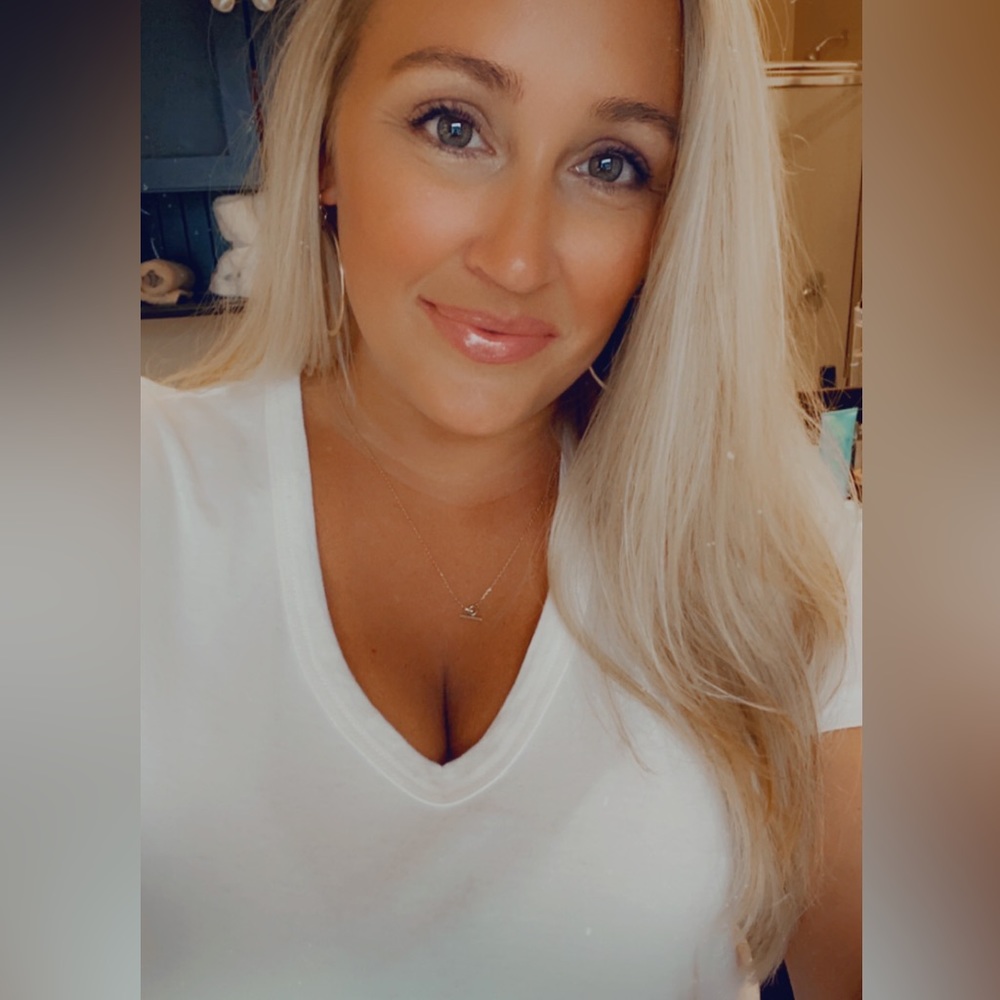 Meet your Posher, Brittany